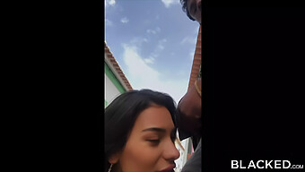 Penerokaan Eva Terhadap Zakar Hitam Besar Membawa Kepada Seks Oral Dan Cowgirl Yang Penuh Gairah